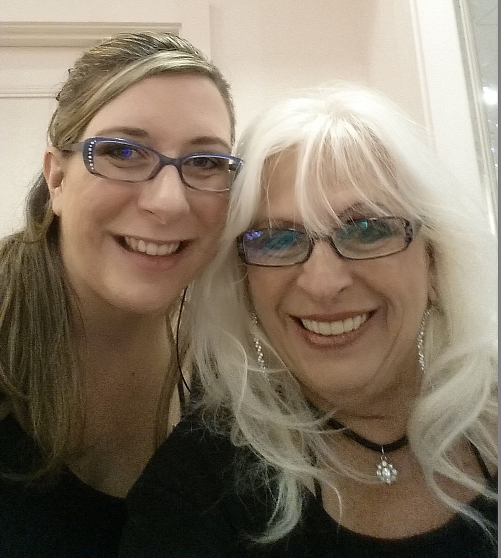 Chrissy Rose, Kimberly Coomber,32