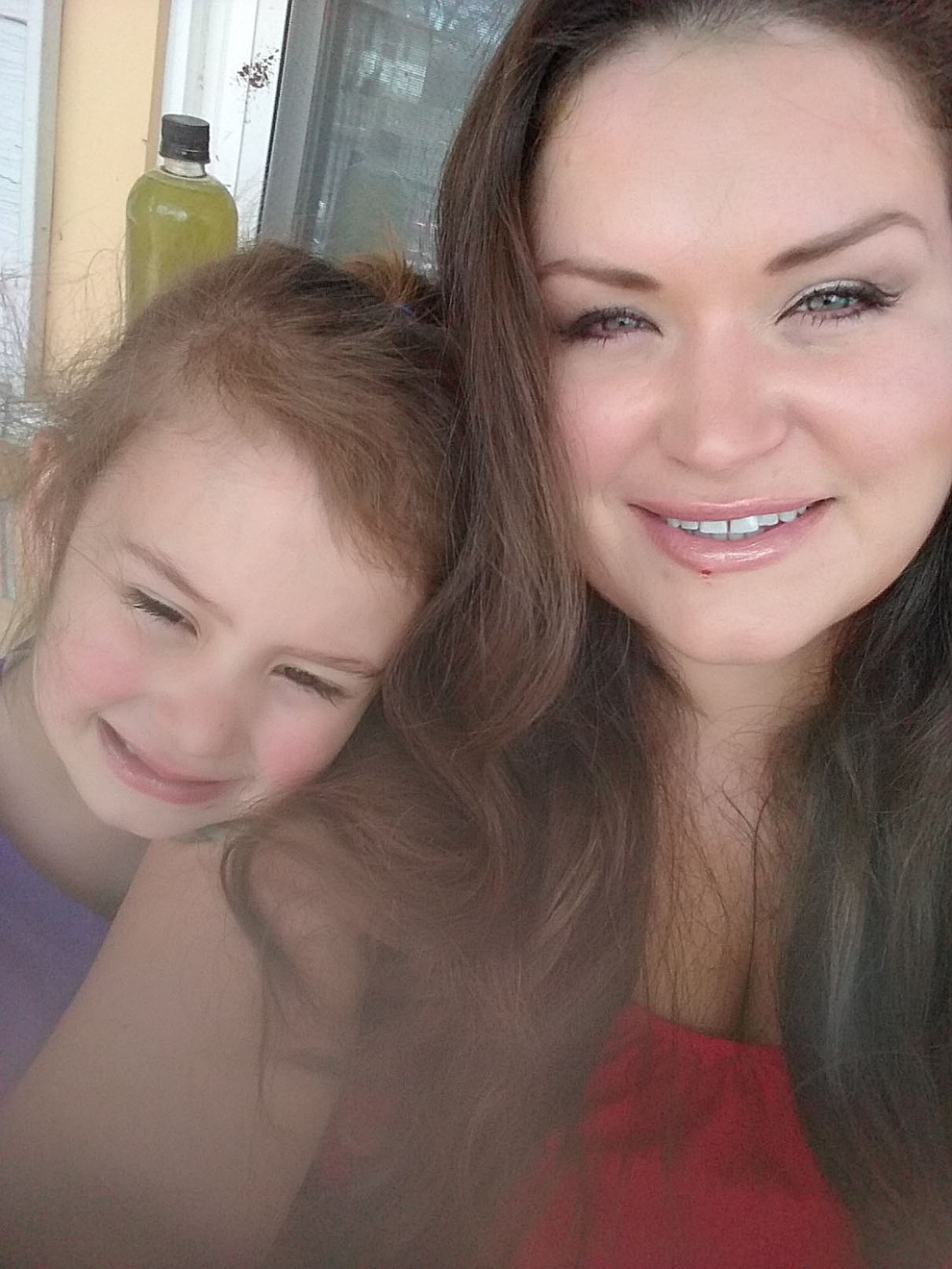 Scarlett Rose Harber she will be 4 years old 5/27/18 & Breanna Harber.