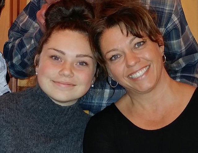 Lesley McFadden .Morgan Carpenter 15 yrs