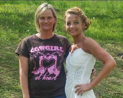 Tammy vest age 43 an Destiny Robinson age 20