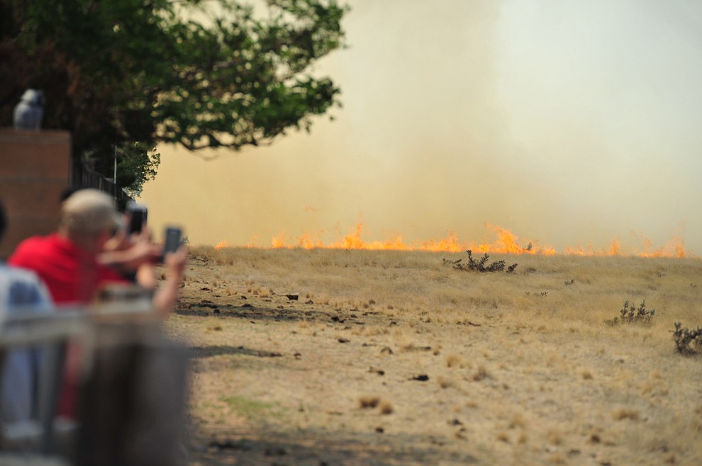 The Viewpoint Fire started along Highway 89A in Prescott Valley Friday morning, May 11, 2018. The fire, driven by a sustained wind, headed north into the Poquito Valley area. (Les Stukenberg/Courier)