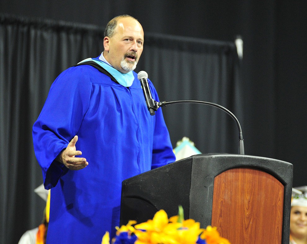 Keynote speaker teacher Kevin Schoenfeld speaks at the Chino Valley Commencement held Wednesday, May 23, 2018 at the Prescott Valley Event Center. (Les Stukenberg/Courier)