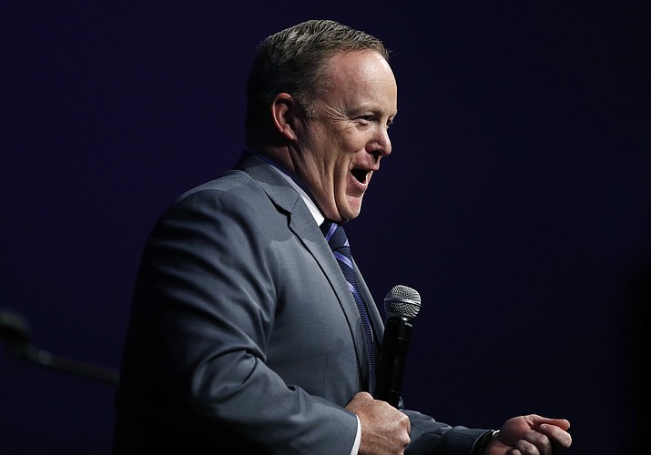 Former White House press secretary Sean Spicer is pictured at the Republican Party of Iowa’s annual Reagan Dinner, Nov. 8, 2017, in Des Moines, Iowa. (Charlie Neibergall/AP, file)