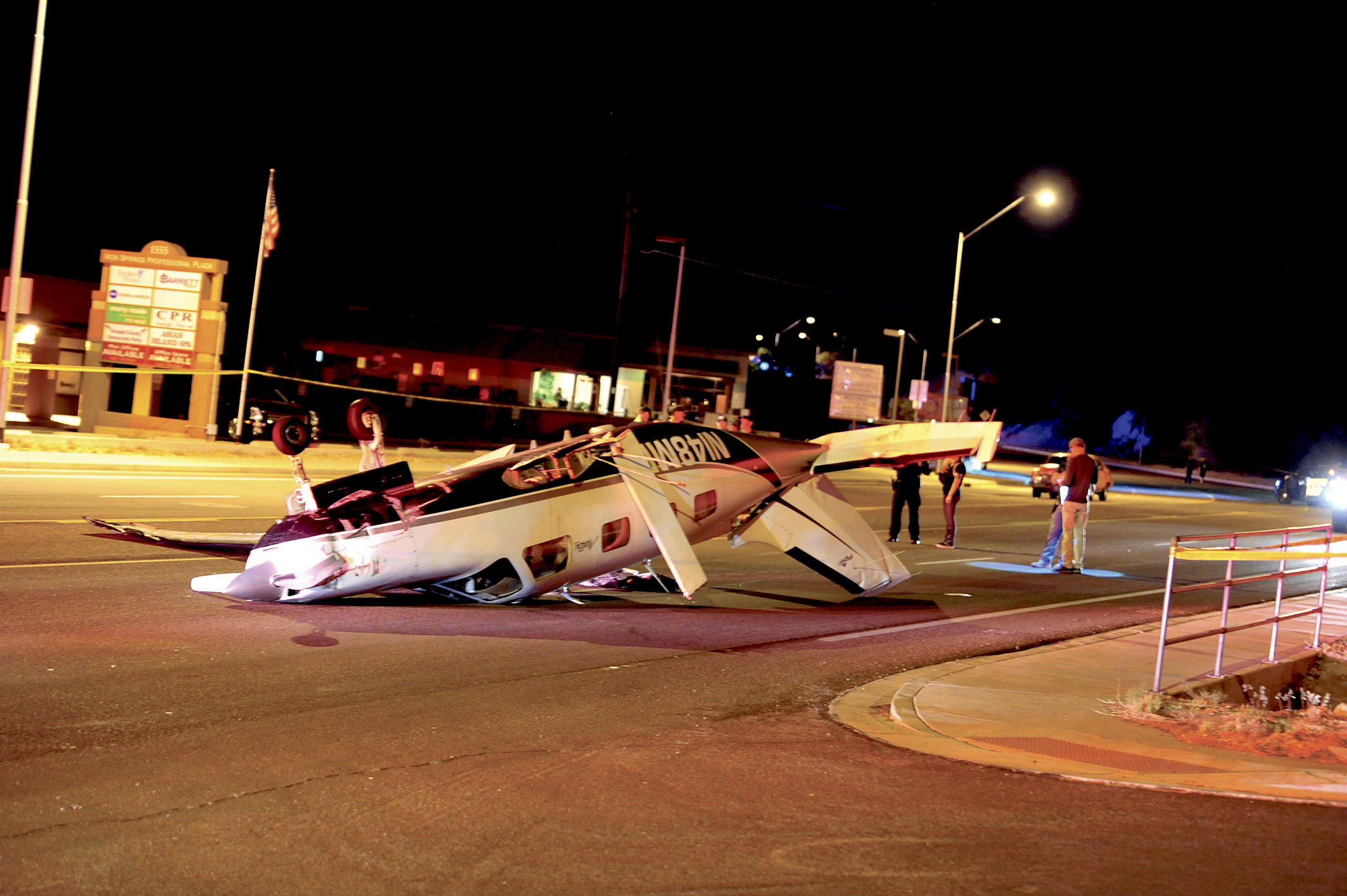 Plane runs out of fuel, crashes on Iron Springs Road in Prescott The