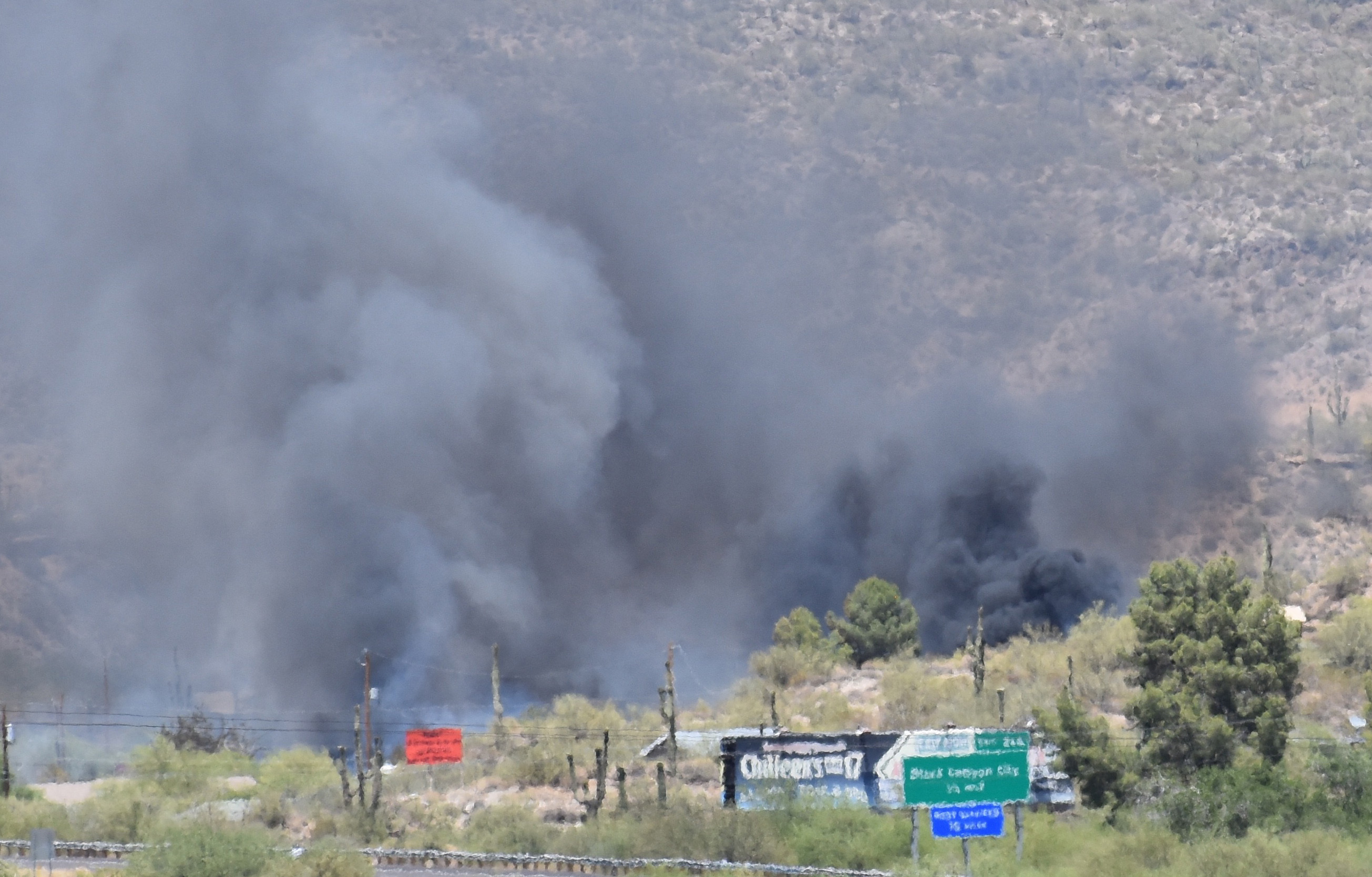 Two homes destroyed by wildfire in Black Canyon City | The Daily