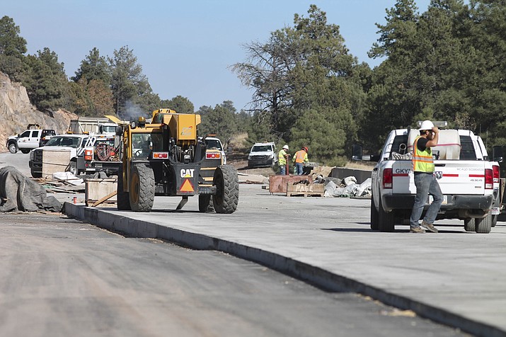 Fann Construction works on I-40 in October 2017. The company is continuing work this summer on I-40 east of Williams.