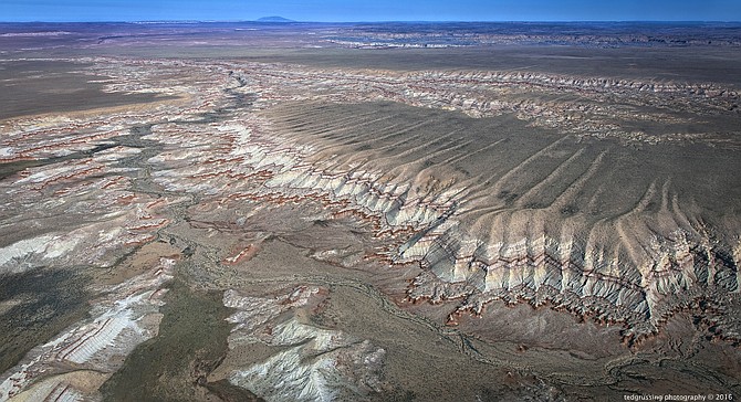 Photo detail