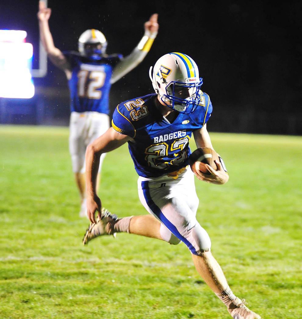 Prescott's Sm Giordan scores as the Badgers take on Desert Edge Friday August 17, 2018 to open the 2018 football season. (Les Stukenberg/Courier)
