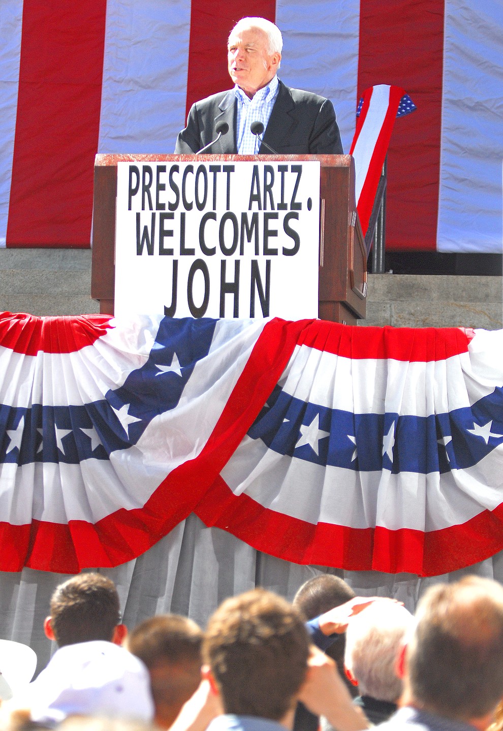 Prescott -- 04-04-08.The Daily Courier/Matt Hinshaw.AZ Senator and Republican Presidential Candidate John McCain talks on the steps of the Yavapai County Courthouse in Prescott, Ariz. .FOR USE ON www.dcourier.com ONLY!