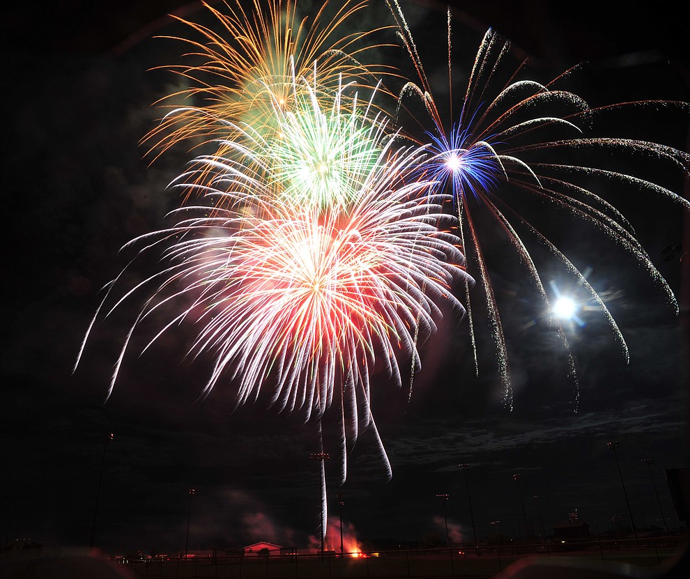 Prescott Valley celebrated their 40th anniversary with a 40 minute fireworks display at Mountain Valley Park Saturday, August 25, 2018. (Les Stukenberg/Courier)