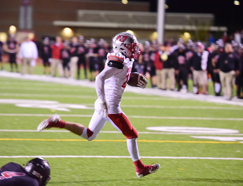 Mingus' Alex Nelson scampers for the game winning touchdown as the Marauders take on Bradshaw Mountain in the first round of the AIA 4A State Football Championship Friday, Nov. 2, 2018 in Prescott Valley. (Les Stukenberg/Courier).