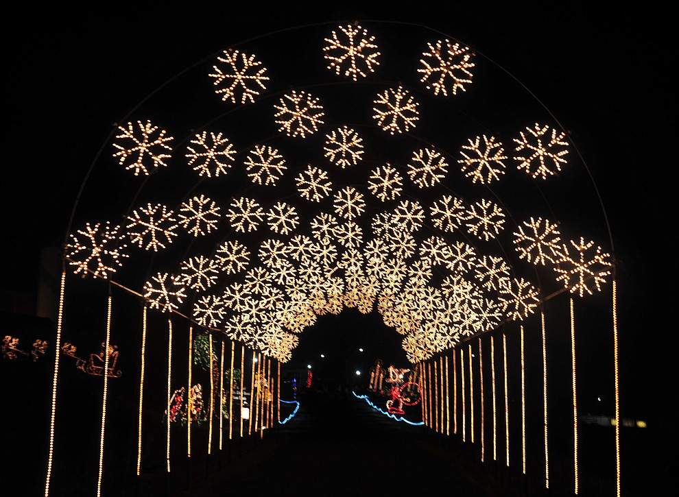 The Valley of Lights held their now annual stroll through Tuesday, Nov. 27, 2018 in Prescott Valley. The event allows people to walk through the display and for people to take their time seeing all the dsiplays while enjoying carolers and hot chocolate at various stops along the way. (Les Stukenberg/Courier).