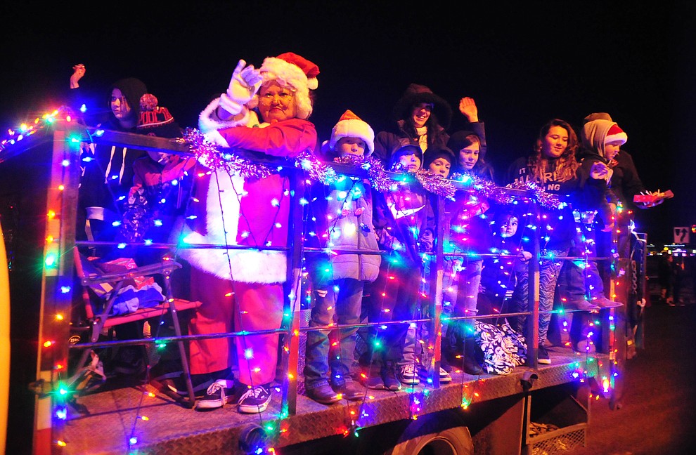 Prescott Valley holds their annual Festival of Lights Parade and Civic Center lighting Friday, Nov. 30, 2018. 52 entries traveled around the Prescott Valley Civic Center and Library. (Les Stukenberg/Courier).
