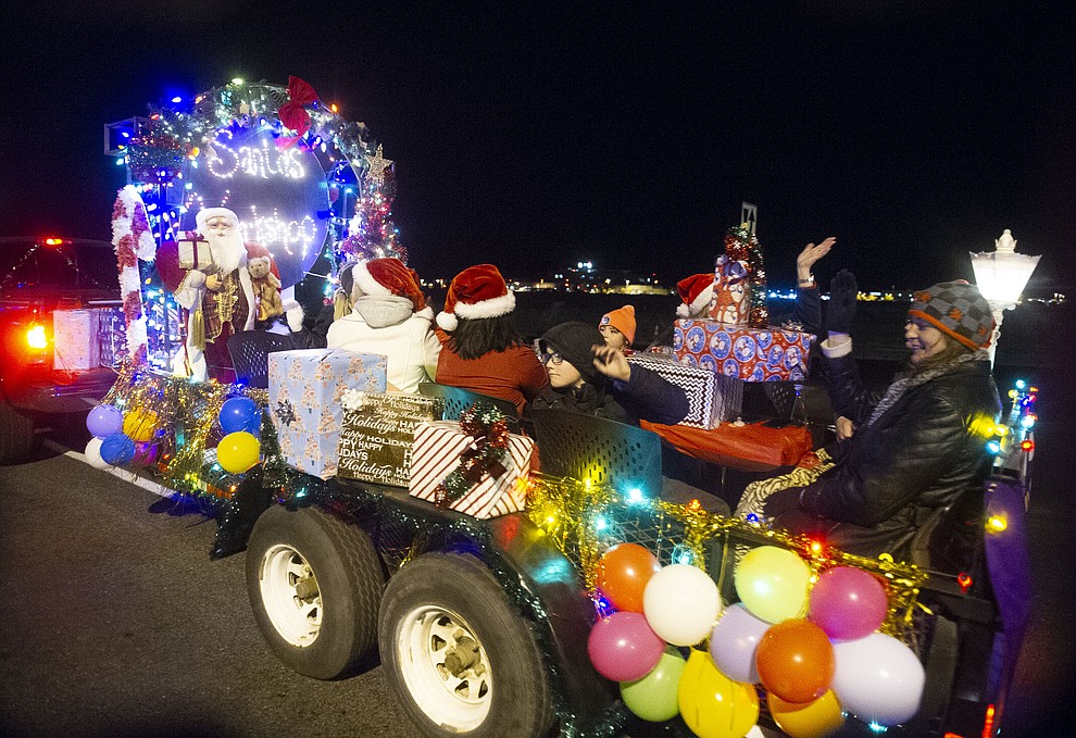 Prescott Valley Light Parade The Daily Courier Prescott, AZ