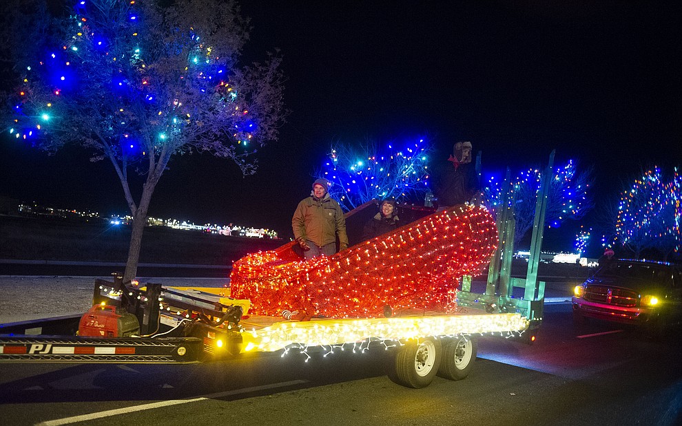 Prescott Valley holds their annual Festival of Lights Parade and Civic Center lighting Friday, Nov. 30, 2018. 52 entries traveled around the Prescott Valley Civic Center and Library. (Les Stukenberg/Courier).