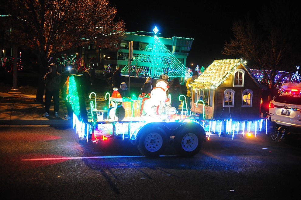 Prescott Valley holds their annual Festival of Lights Parade and Civic Center lighting Friday, Nov. 30, 2018. 52 entries traveled around the Prescott Valley Civic Center and Library. (Les Stukenberg/Courier).
