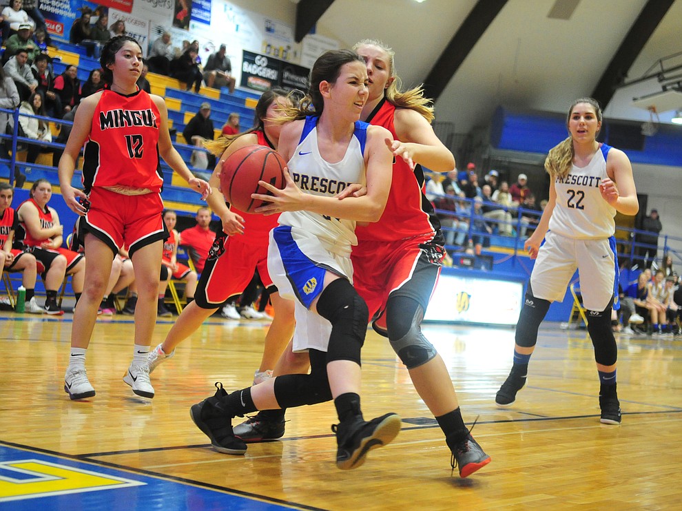 Prescott's Hollie Dalton drives th baseline as the Badgers take on the Mingus Marauders Friday Jan. 18, 2019 in Prescott. (Les Stukenberg/Courier).