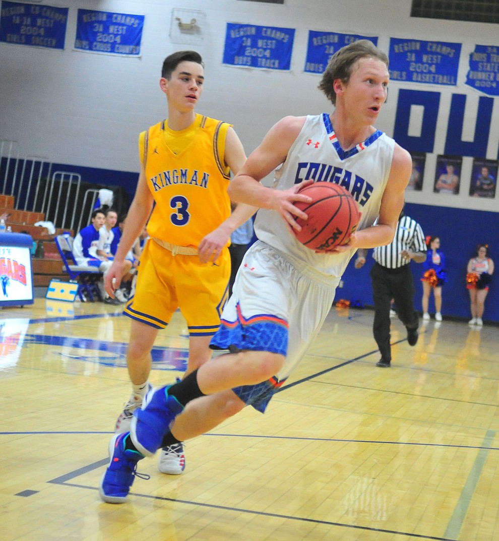 Chino Valley's Thomas Bartels drives as they face the Kingman Bulldogs Thursday, Jan. 24, 2019 in Chino Valley. (Les Stukenberg/Courier).