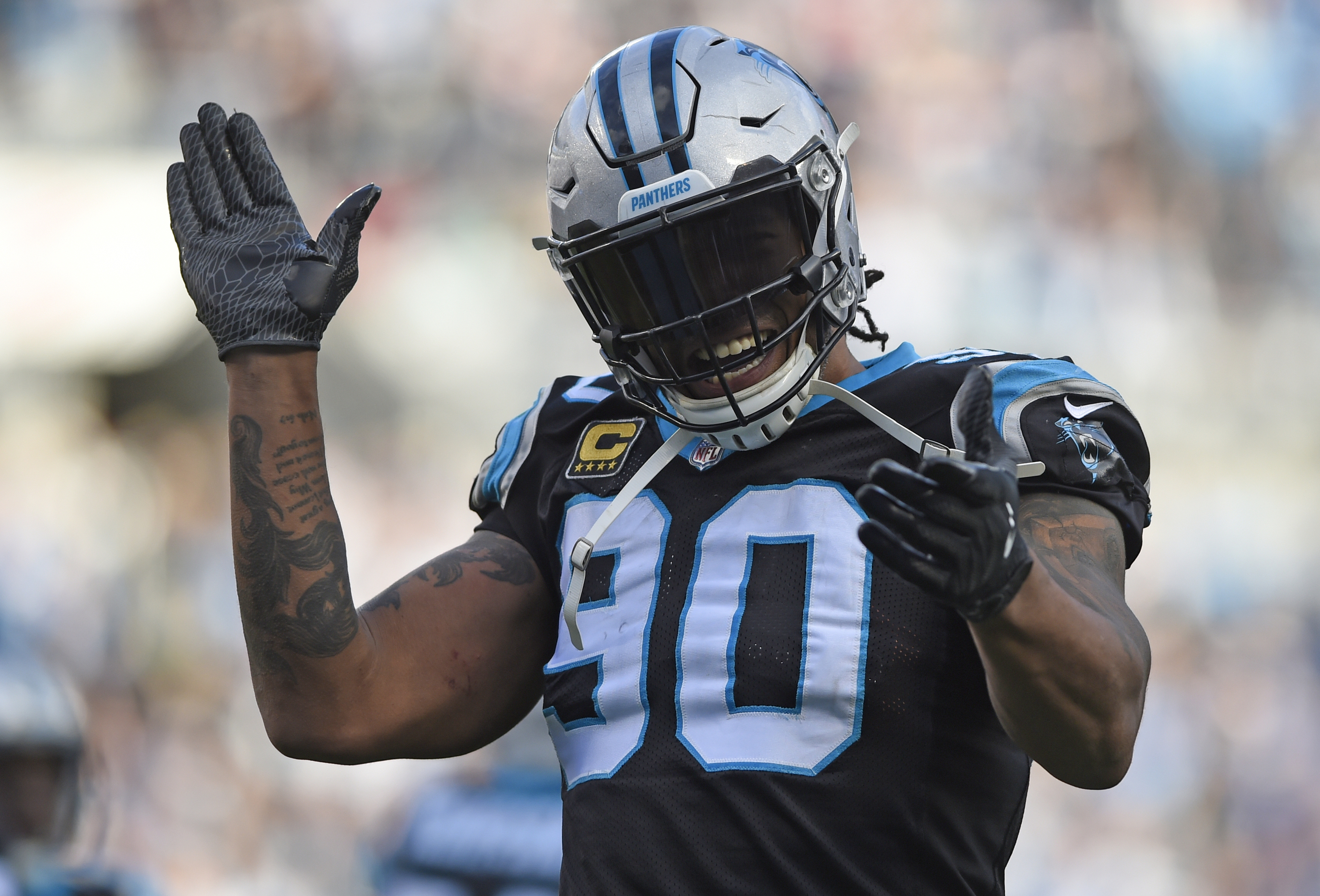 Julius Peppers announces his retirement