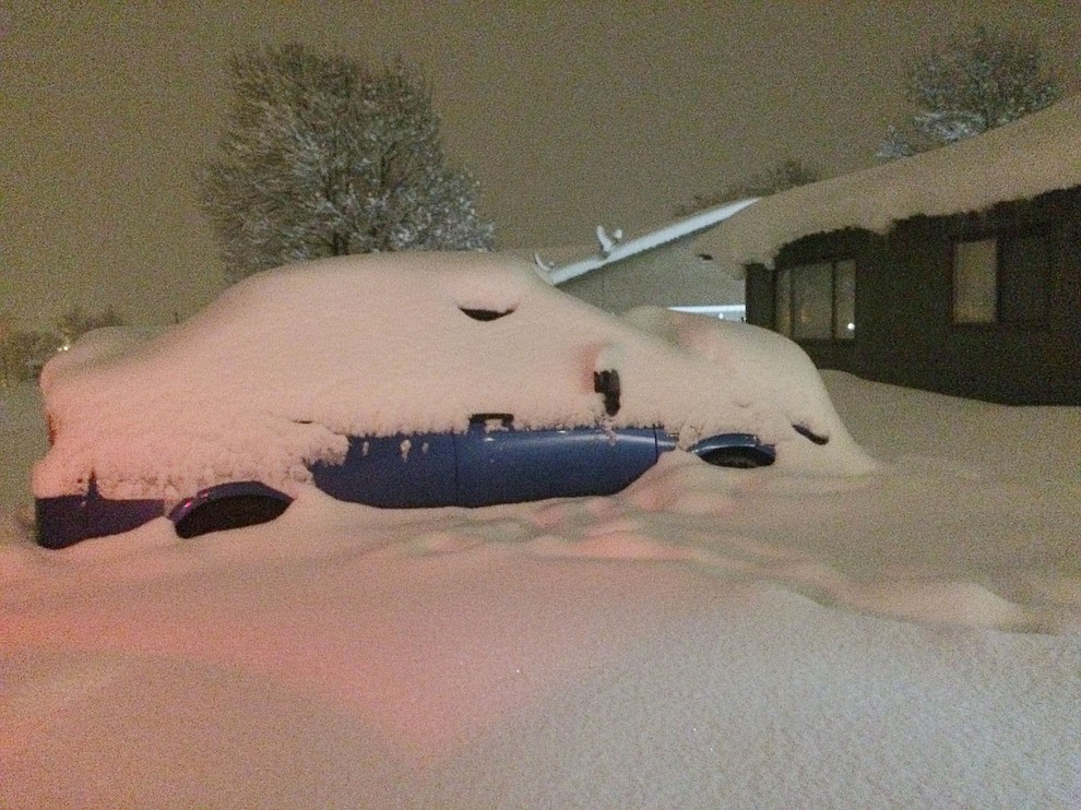 This is Prescott Valley Friday morning at 6 am. This car hasn’t moved since Thursday. (Jason Wheeler/Courier)