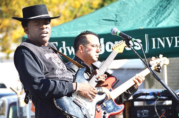 Carvin Jones is an explosive blues guitarist and vocalist who has played in 37 countries on three continents and has been well received by critics and fans alike. Carvin currently averages around 330 live performances a year.