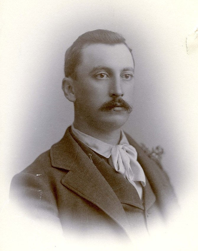 Photo detail