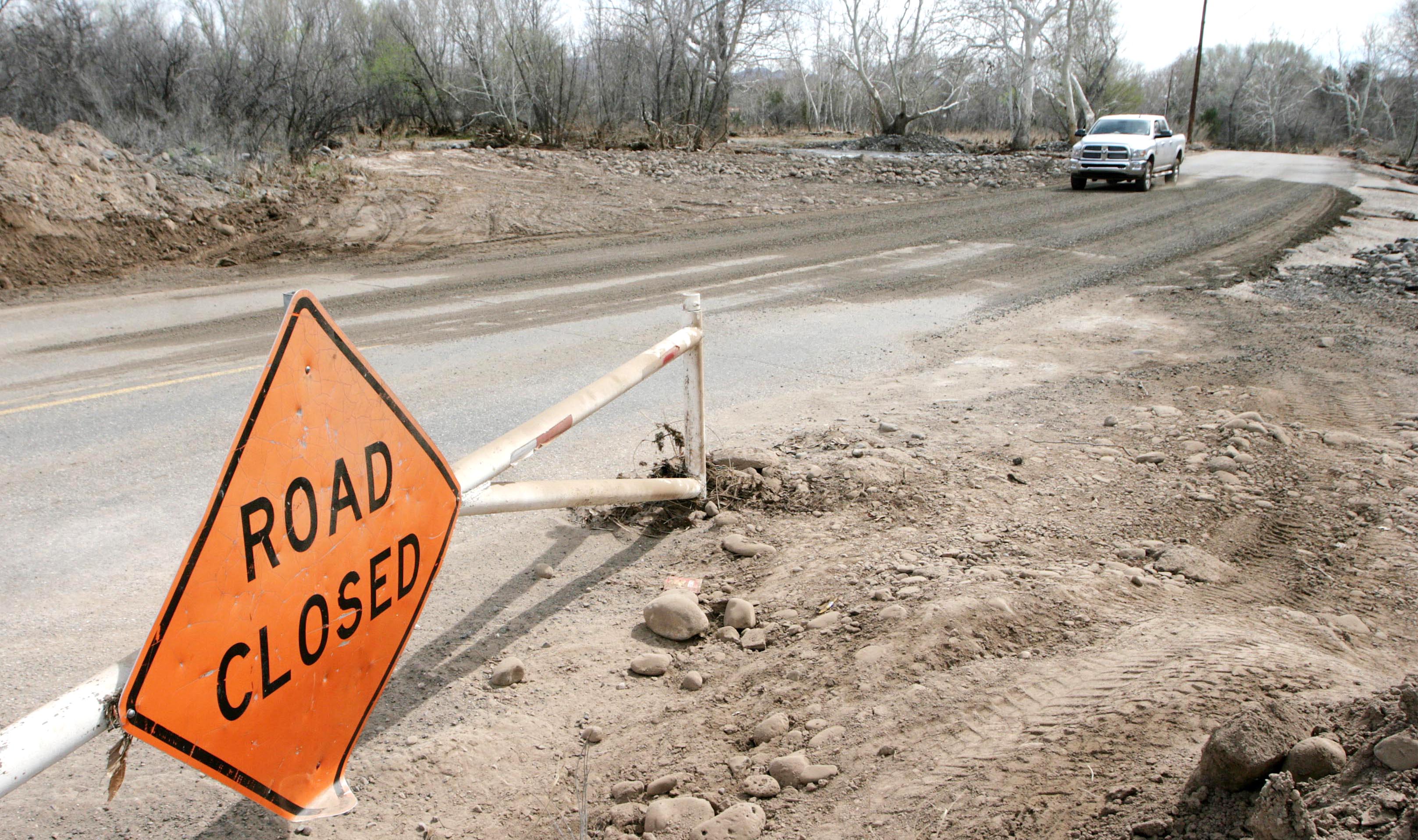 Flood aftermath Camp Verde reopens Verde Lakes Drive; road still needs permanent repairs The