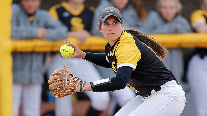 Mingus alum Nikki Zielinski won NJCAA Division I Softball Player of the Week. Picture courtesy College of Southern Idaho