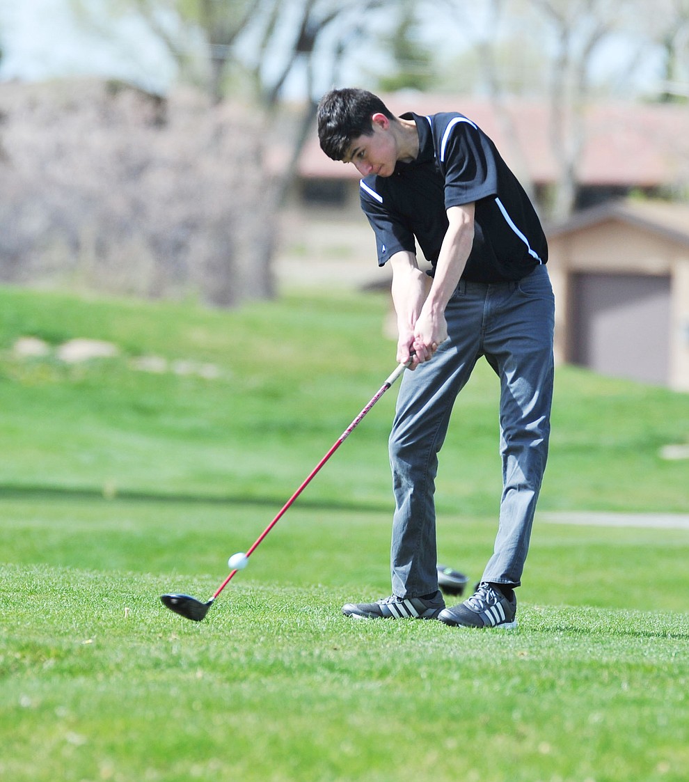 William's Mauricio Gonzalez tees off as Chino Valley hosted a four-team match Tuesday, April 2 in Prescott. (Les Stukenberg/Courier)