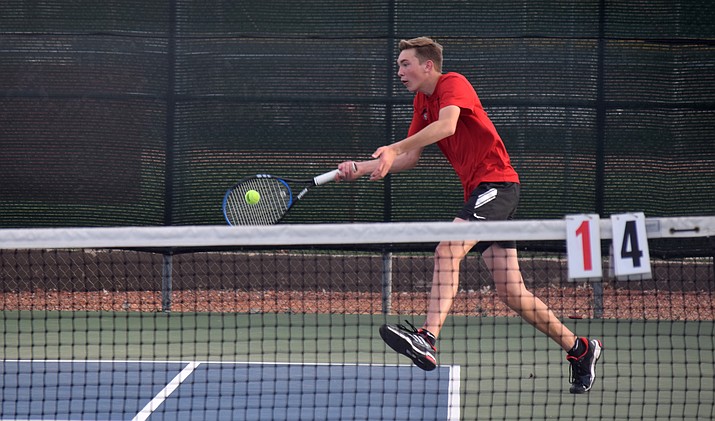 Mingus junior Travis O’Donnal plays in a high school match on Tuesday against Flagstaff. MUHS will host matches in the Oxendale Auto Group Championships in October. VVN/James Kelley