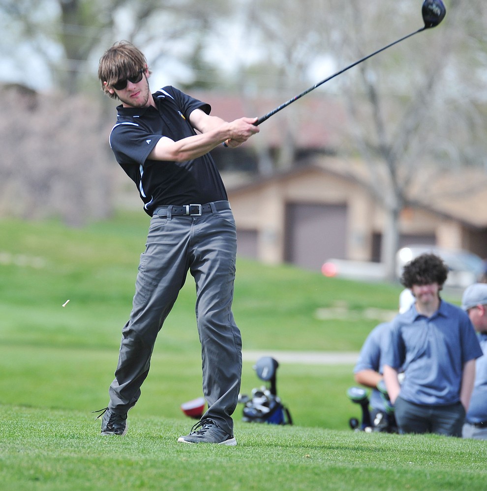 Williams' Jeremy Haehn tees off as Chino Valley hosted a four-team match Tuesday, April 2 in Prescott. (Les Stukenberg/Courier)