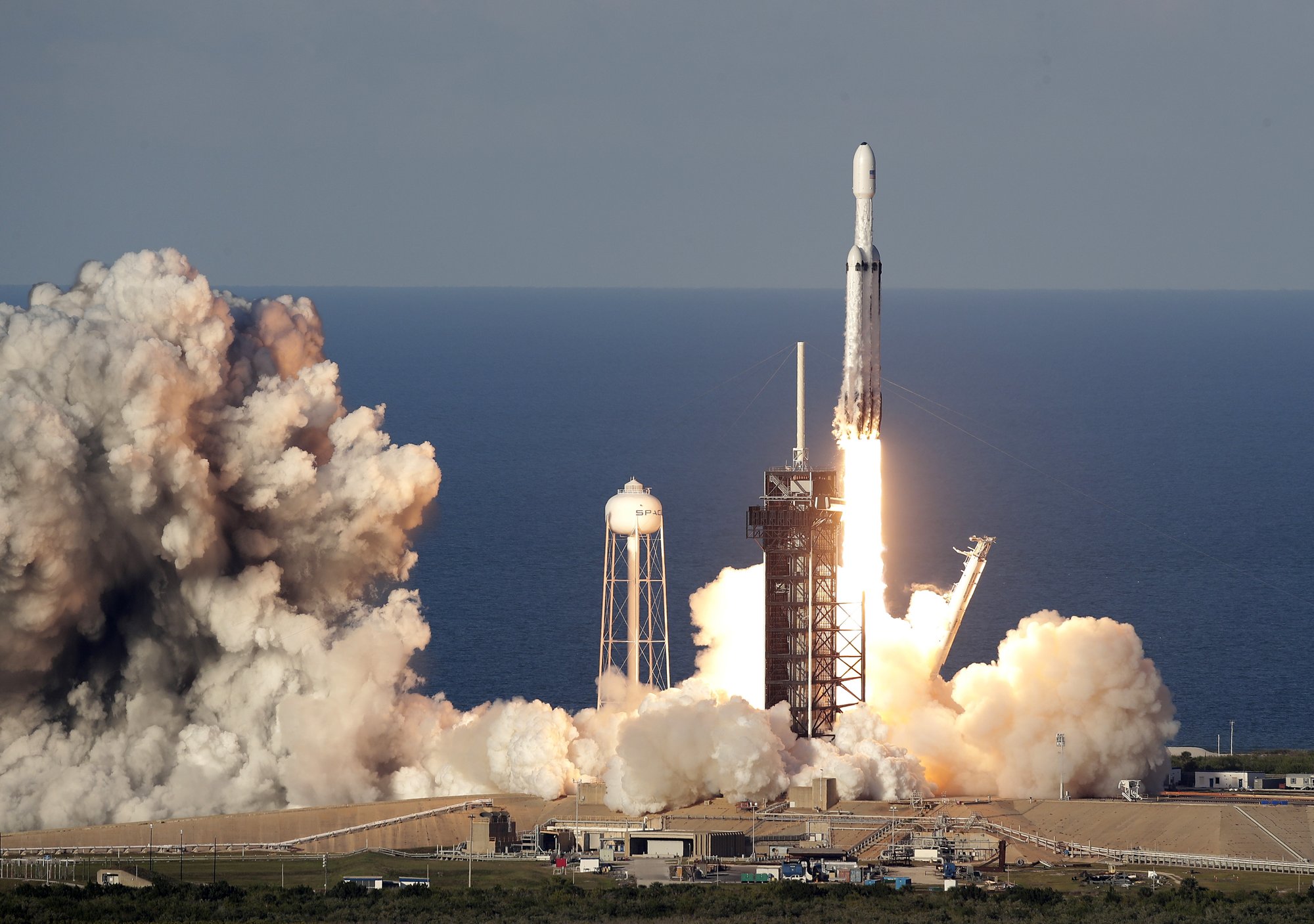 Watch: SpaceX launches mega rocket | The Daily Courier | Prescott, AZ