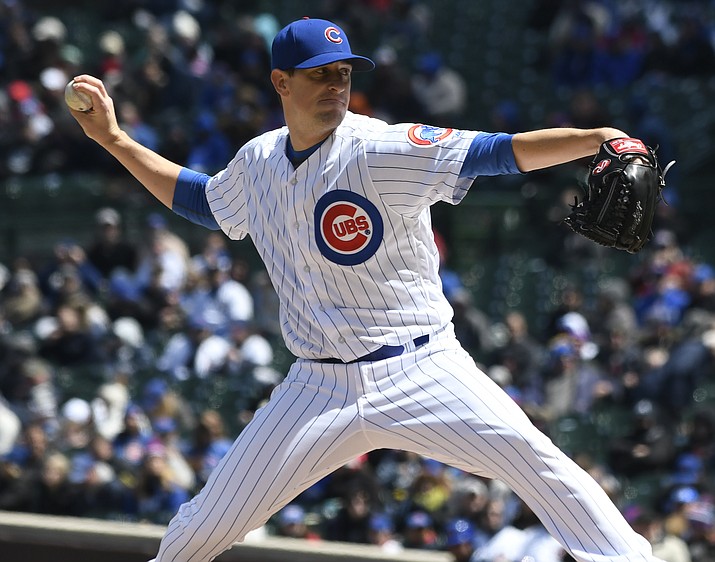 Chicago Cubs starting pitcher Kyle Hendricks (28) throws against the Arizona Diamondbacks during the first inning on Friday, April 19, 2019, in Chicago. (David Banks/AP)