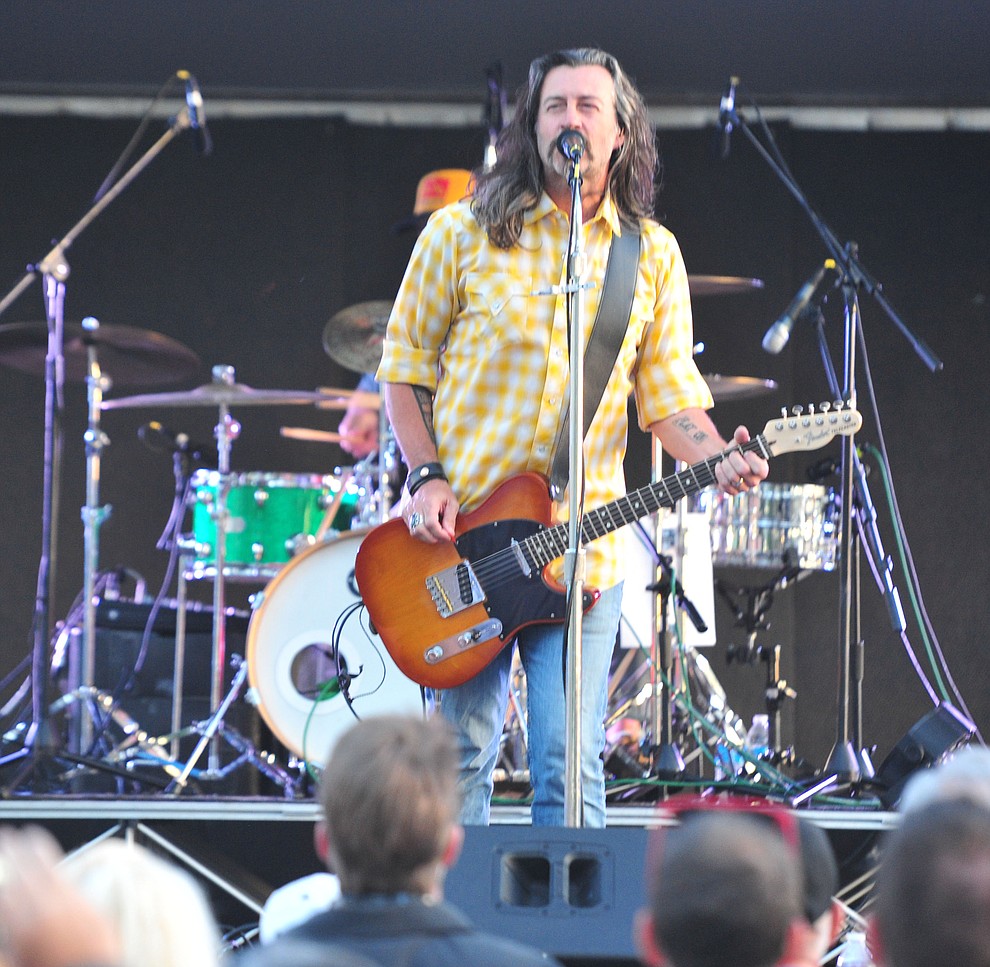 Roger Clyne and the Peacemakers perform at the Whiskey Off Road in Prescott Saturday, April 27. (Les Stukenberg/Courier)