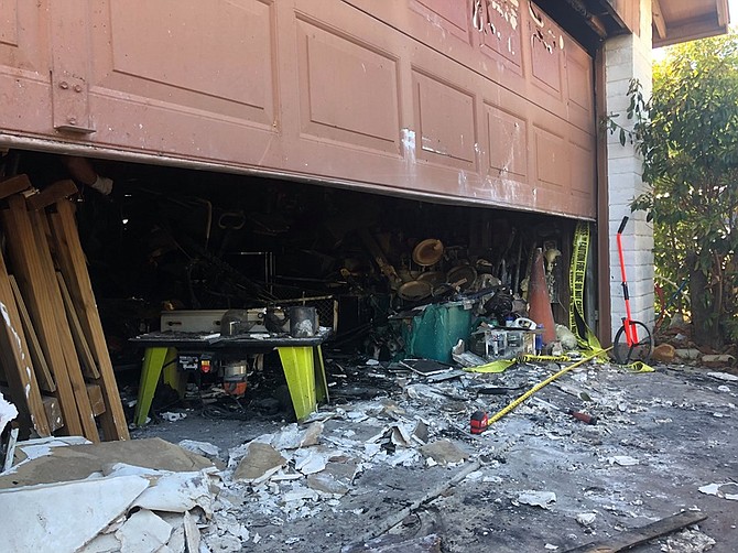 Early morning fire knocked down by KFD, NACFD Kingman Daily Miner