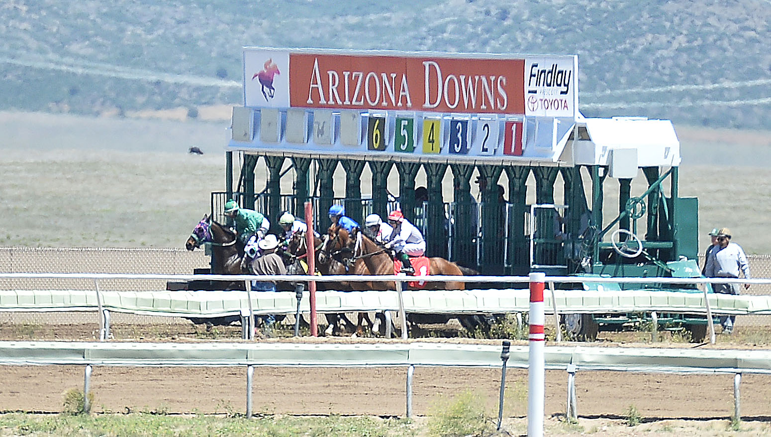 Horse racing returns to Arizona Downs The Daily Courier Prescott, AZ