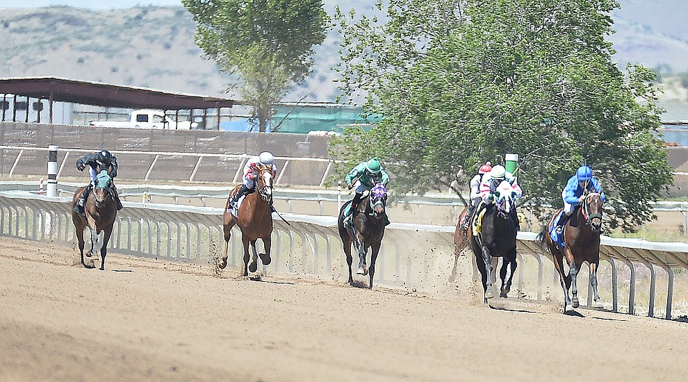 Horse racing returns to Arizona Downs The Daily Courier Prescott, AZ