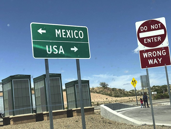 The Mexico-US border checkpoint area near the U.S. Customs and Border Protection Nogales/Mariposa Port of Entry on Tuesday, April 16, in Nogales. (Patricio Espinoza/AP)