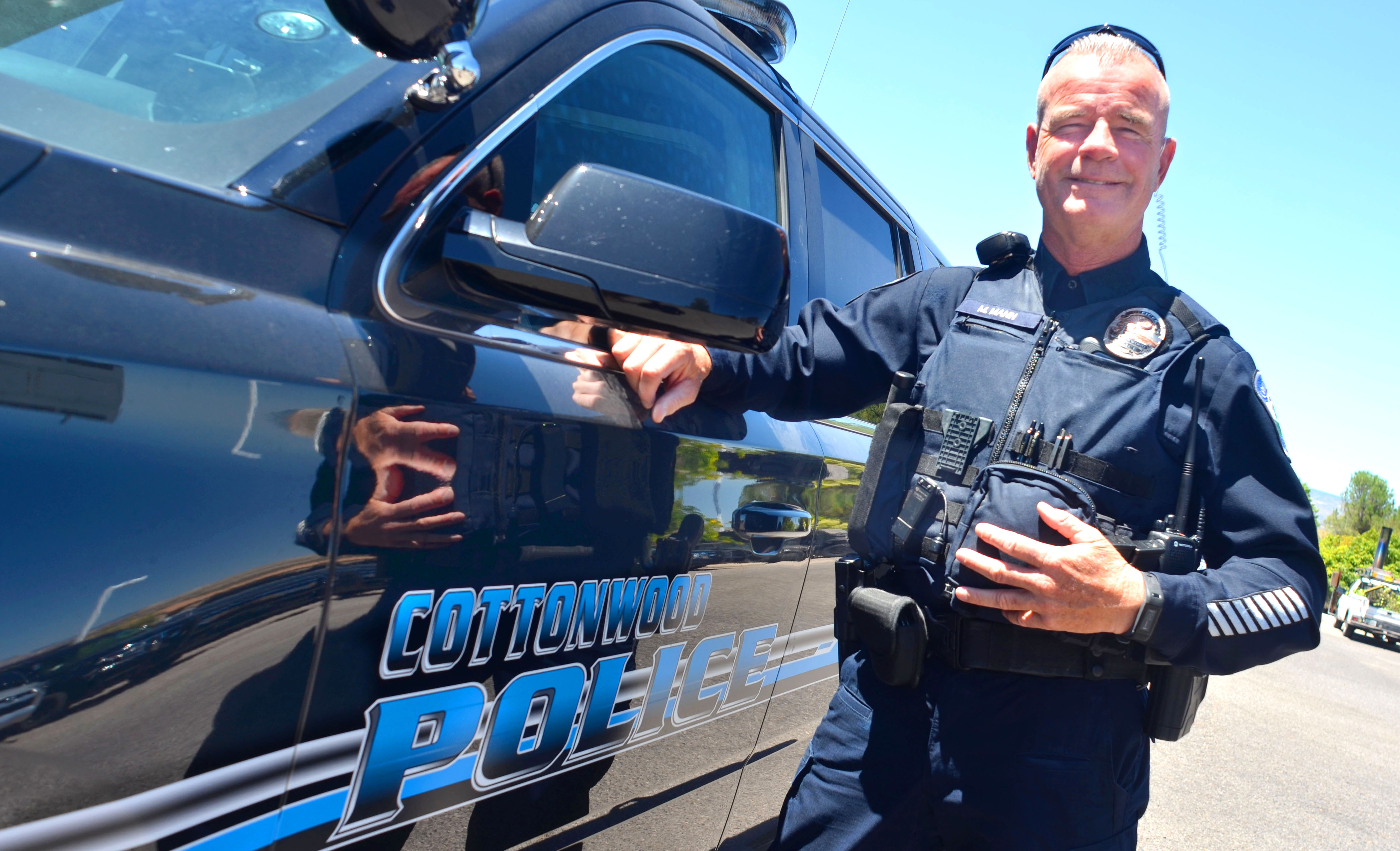 Going full circle: Old pro is ‘Rookie of the Year’ for Cottonwood PD ...