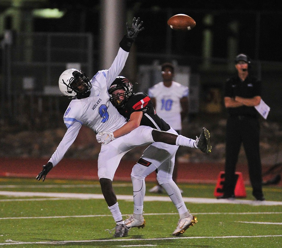 Bradshaw Mountain's Daniel Gobiel breaks up a pass as the Bears host Estrella Foothills in their 2019 football home opener Friday, Aug. 23, 2019, in Prescott Valley. (Les Stukenberg/Courier)
