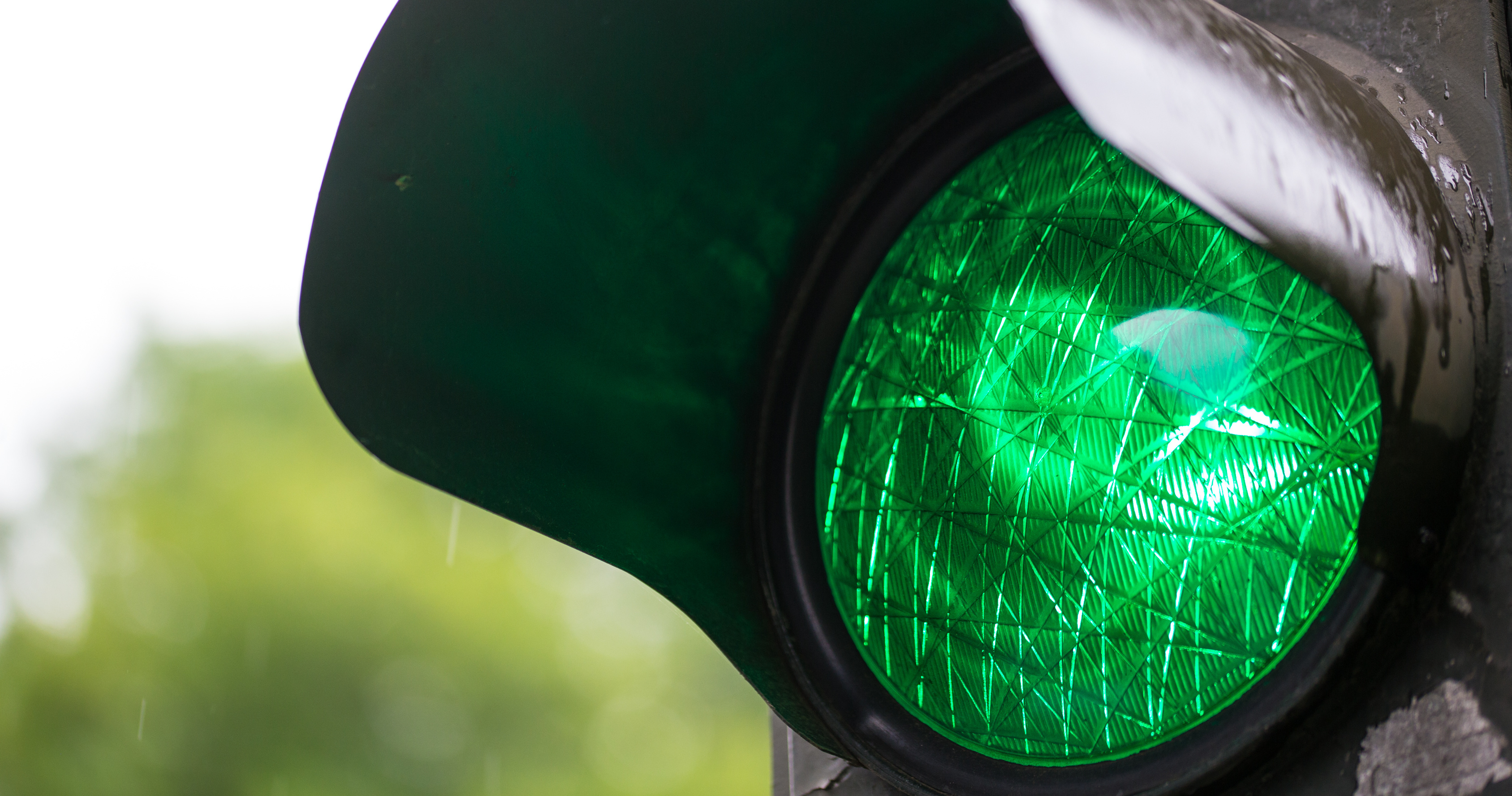 Зеленый свет телефон. Зеленый свет. Traffic Light Green Light. Покажи зелёный свет. Кавычка зеленый свет.