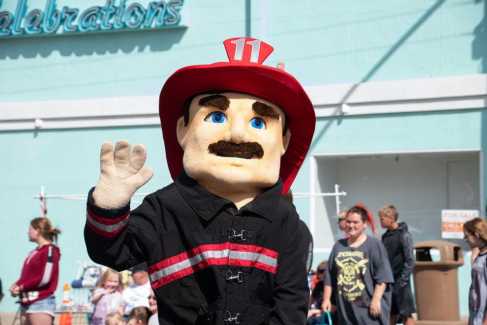 Lee Williams High School mascot. (Photo by Vanessa Espinoza/Daily Miner)