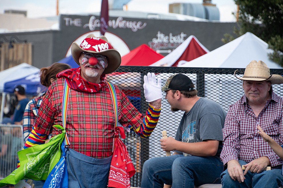 Keith Kintner dressed as a rodeo clown was part of the Kingman Railroad Museum float. The museum won first place for Civic Float. (Photo by Vanessa Espinoza/Daily Miner)
