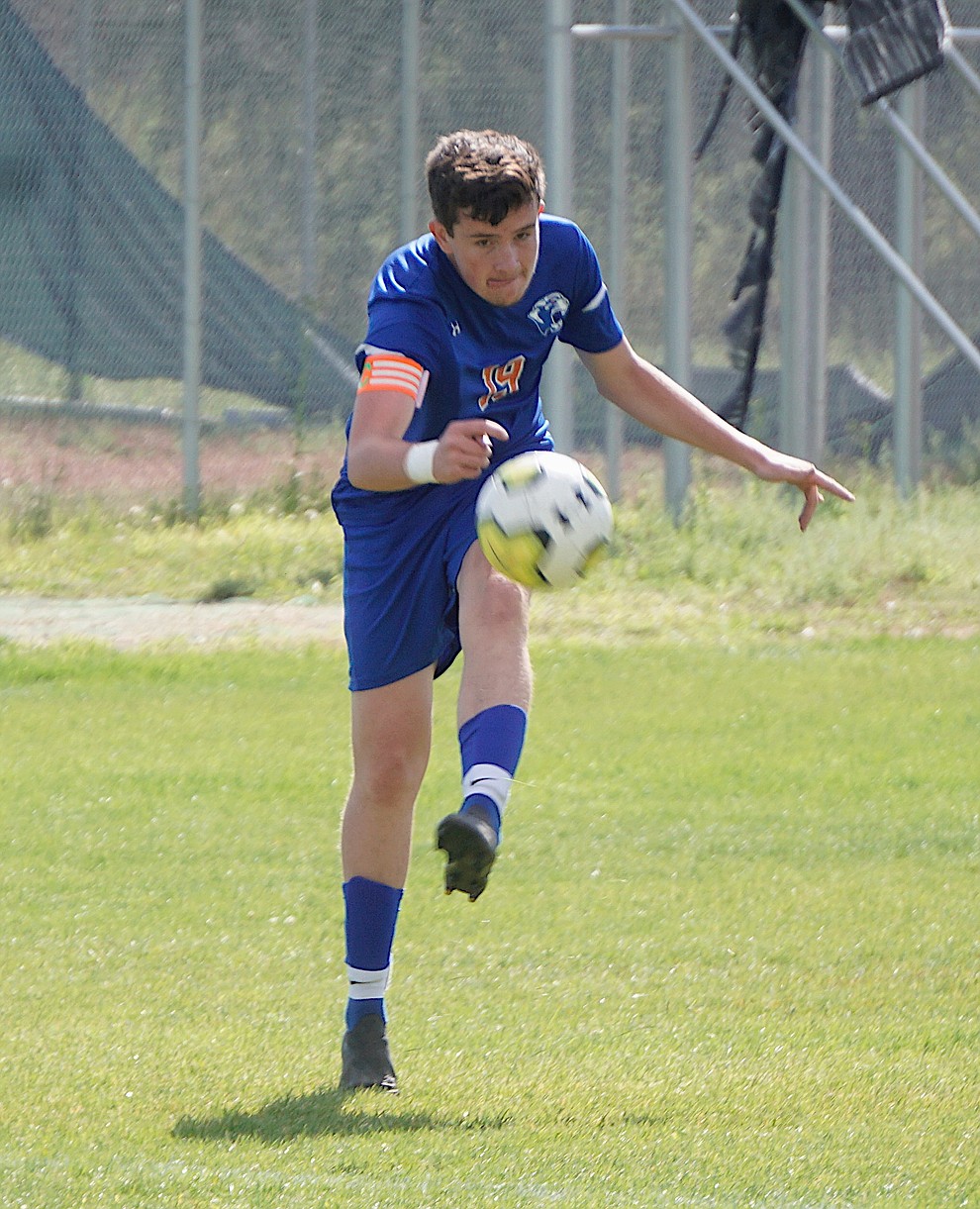Chino Valley defender Ethan Addy clears the ball from the back during the team's 8-2 win over Desert Christian on Saturday, Sept. 28, 2019, at Chino Valley High School. (Aaron Valdez/Courier)
