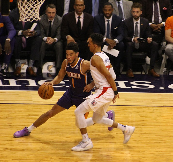 Booker, Oubre lead Suns over Clippers Kingman Daily