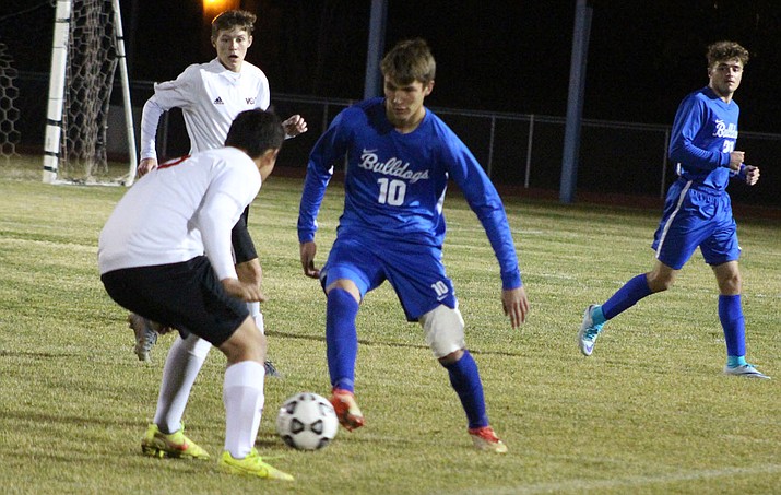 Kingman junior Alex Romero (10) tallied a goal in Thursday’s 9-1 win at River Valley. (Miner file photo)