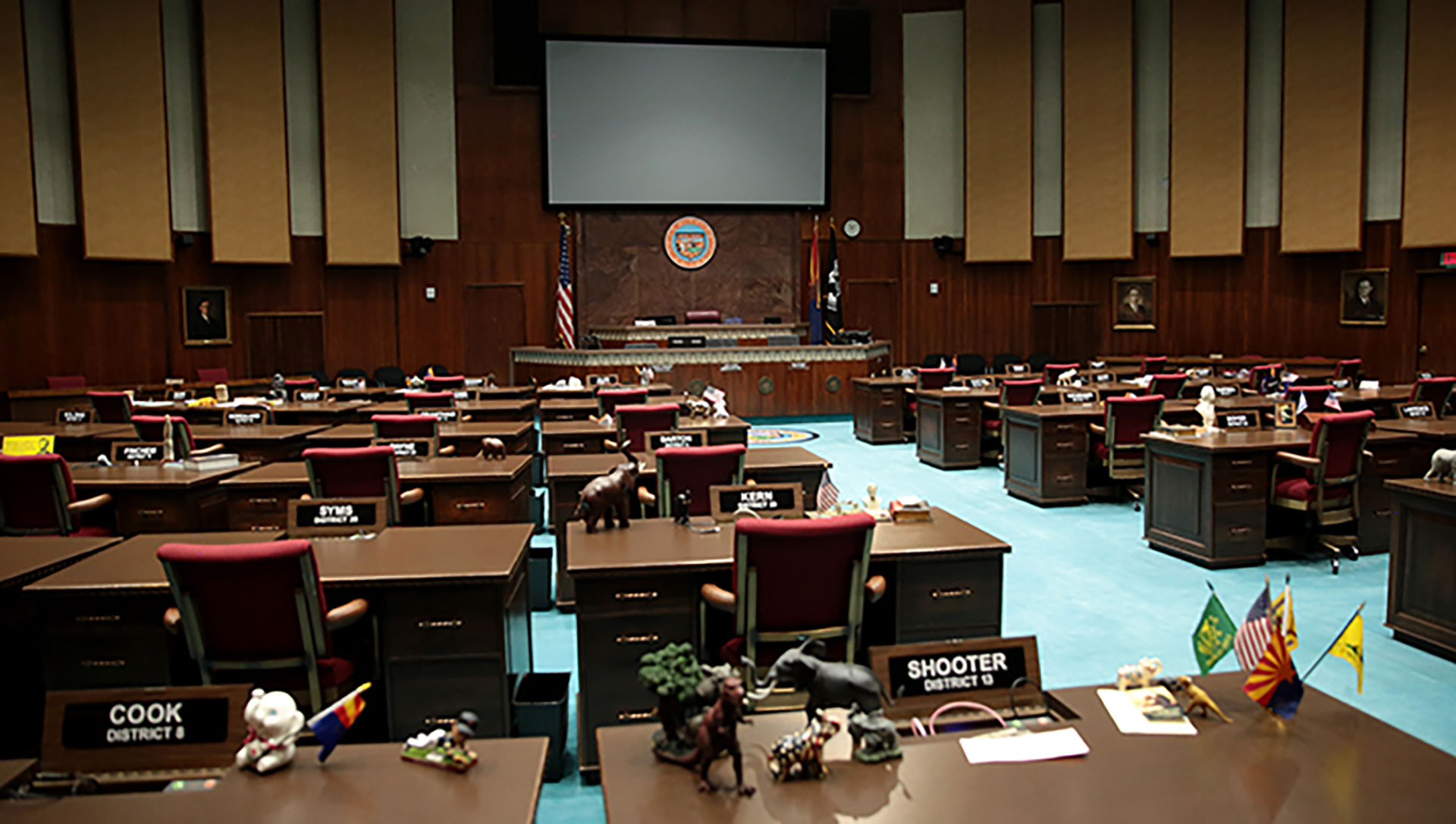 Arizona lawmakers to open legislative session flush with cash Kingman