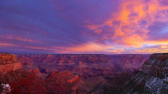 Grand Canyon welcomes a new decade | Williams-Grand Canyon News ...