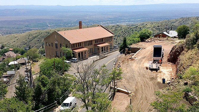 Photo detail