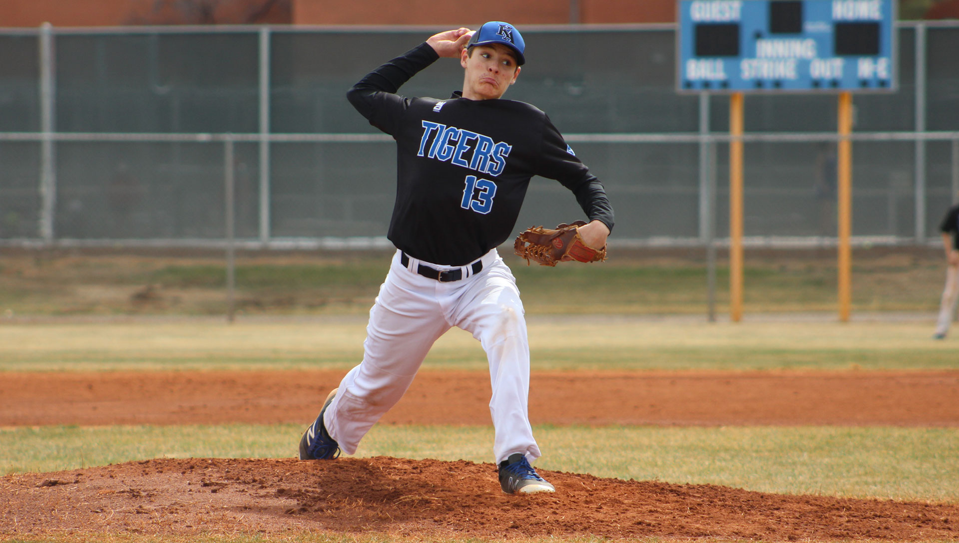 Prep Baseball: Tigers ready to pounce with senior leadership | Kingman ...